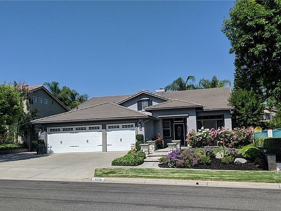 2nd image of 3258 Camden Ln