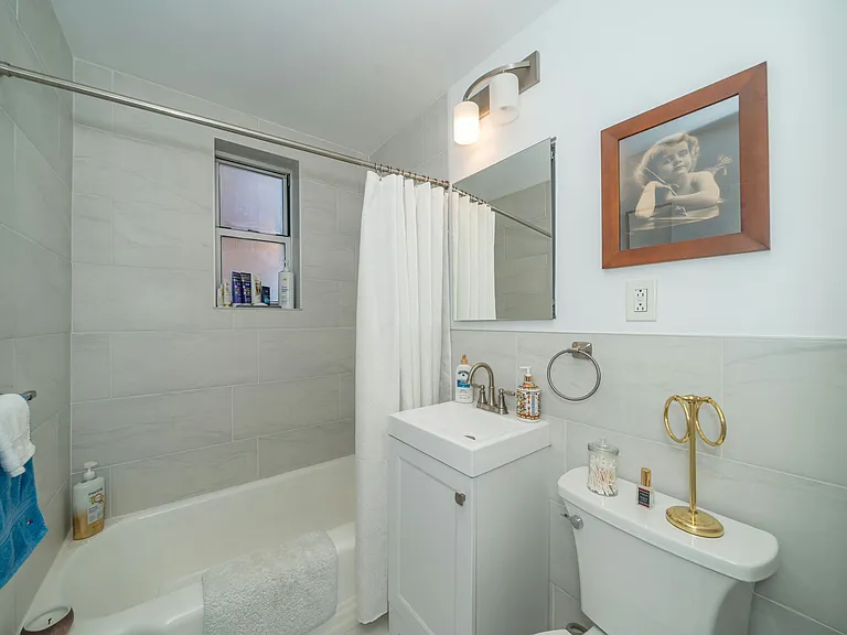 330 Haven Ave #3K — Photo 6