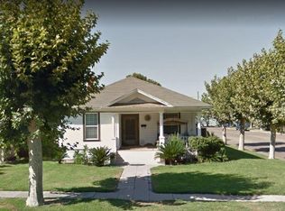 332 N 6th St, Fowler, CA 93625