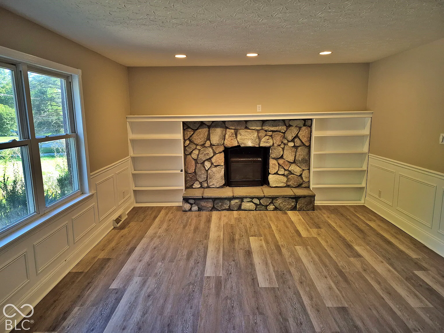 4 bed, 3.0 bath, 4590 sqft, $2,650 — Photo 3