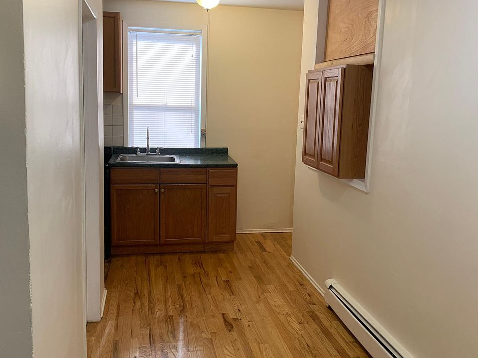 1st image of 880 Bedford Ave