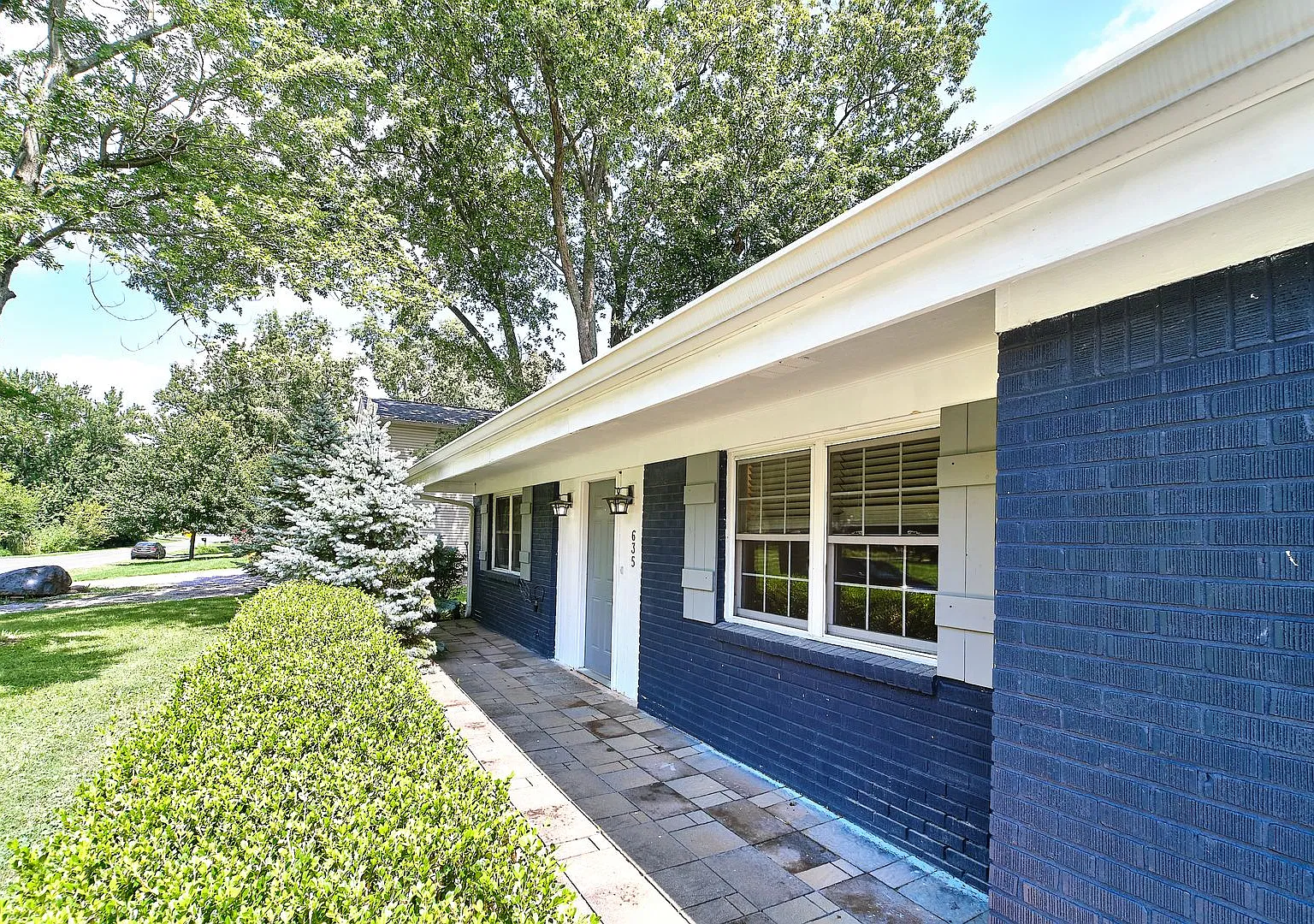 3BD/2BA home in Zionsville! — Photo 4