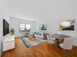 340 E 74th St #J2, New York, NY 10021