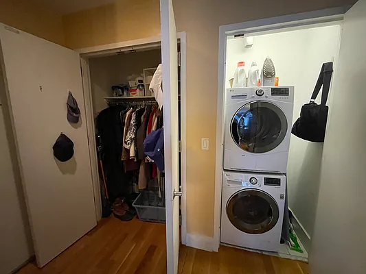 Rented by Compass | media 7