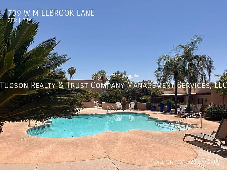 709 W Millbrook Ln — Photo 21