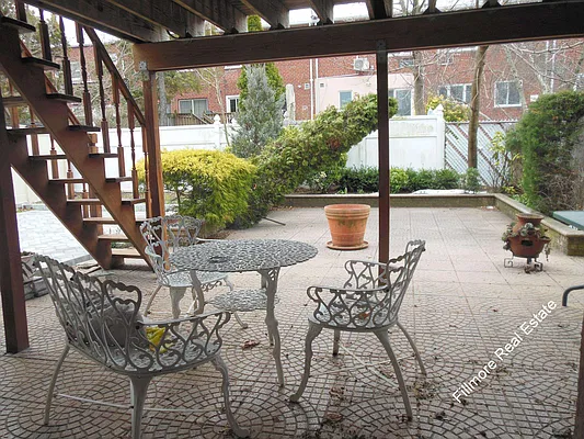 Sold by Fillmore | media 9