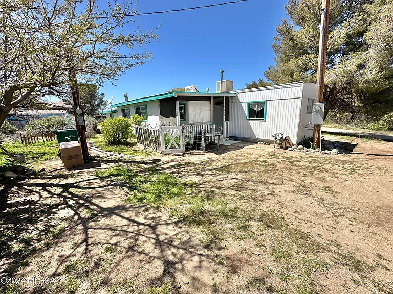 1490 N John Adams St — Photo 12