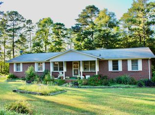 121 Nancy Dr, Simpsonville, SC 29681