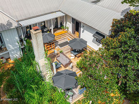 5th image of 241 A Highland Hills Ln