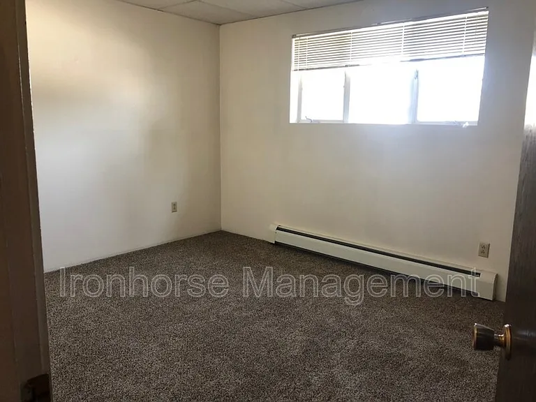 805 W Villard St #3 — Photo 9