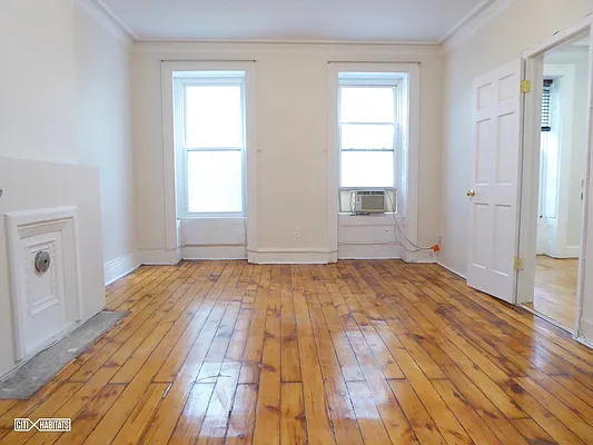 Rented by Citi Habitats | media 33