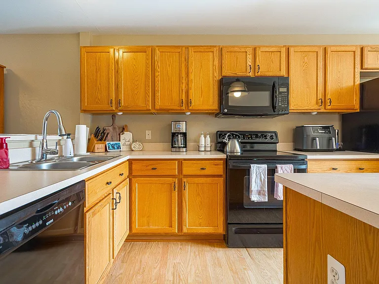 39477 Springwater Dr — Photo 15