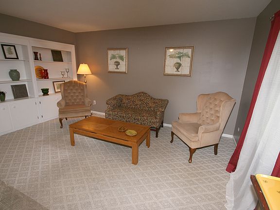4th image of 5068 Cambrian Dr