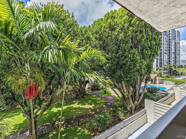 333 Aoloa St APT 319, Kailua, HI 96734