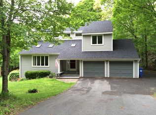 86 Anderson Rd, Tolland, CT 06084