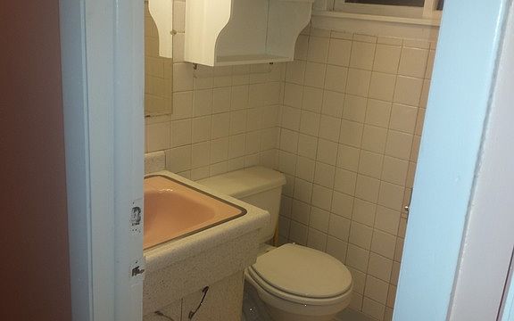 5th image of 6773 W 88th Pl