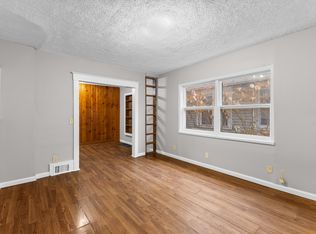 922 Dakin St #1, Lansing, MI 48912