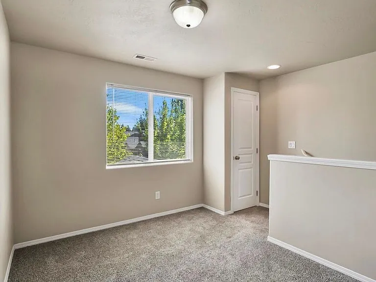 61129 Teton Ln — Photo 16