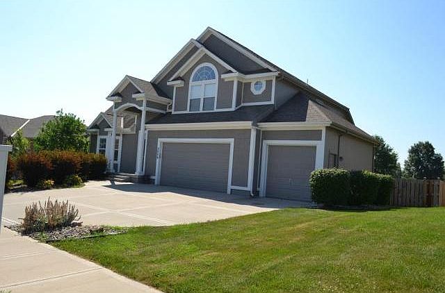 1st image of 2809 NE Marywood Ln