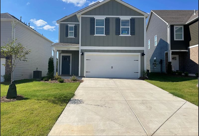 1st image of 229 Chelsea Park Cir