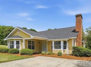 2914 Huckleberry Hill Dr, Fort Mill, SC 29715