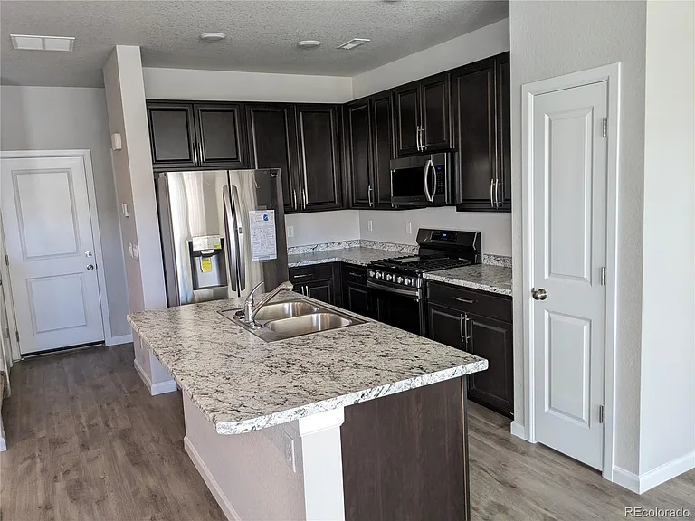 5331 Mountain Vista Hts — Photo 5
