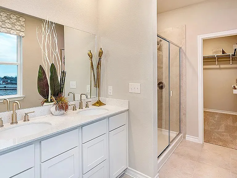 1601 Alana Falls Ave — Photo 38