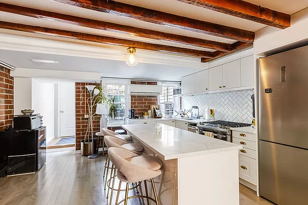 Rented by Corcoran | media 1