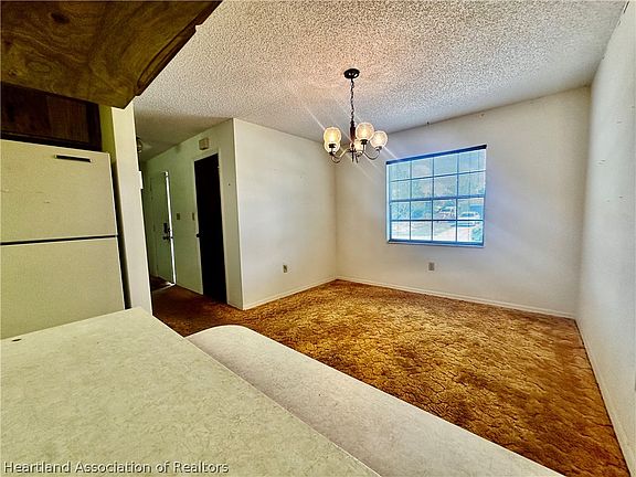3rd image of 122 Grape Rd NW
