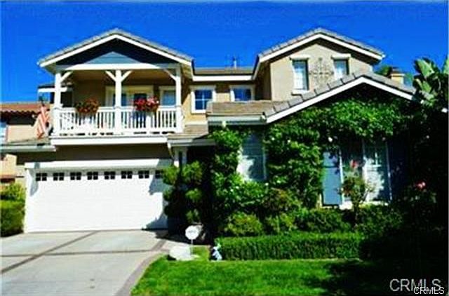 Charming 2 story home 4 bedrooms, 2 1/2 bath plus private office