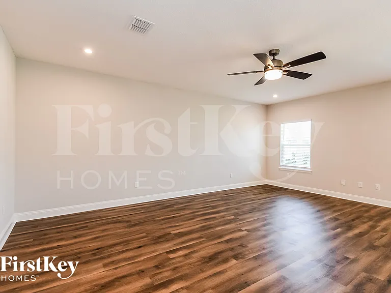 12160 Abberley Cir — Photo 3