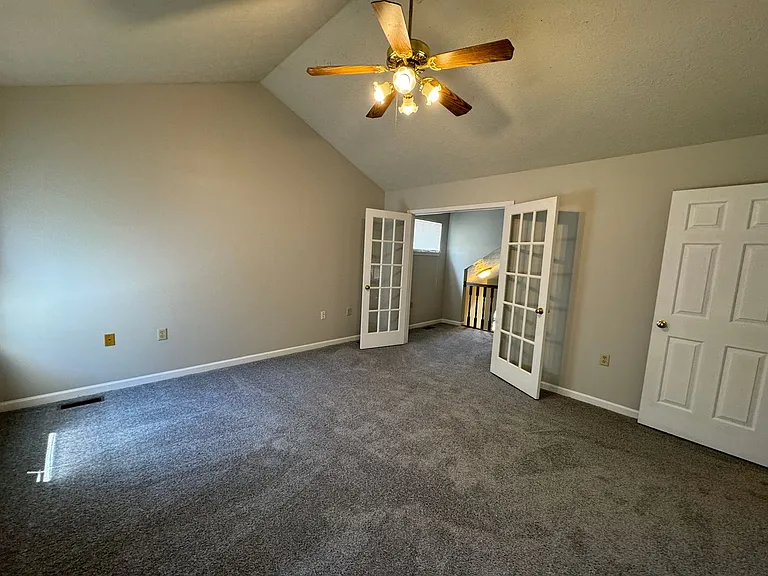 5538 N Meadow Dr — Photo 27
