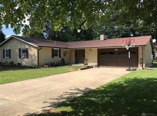 3800 Skyros Dr, Dayton, OH 45424