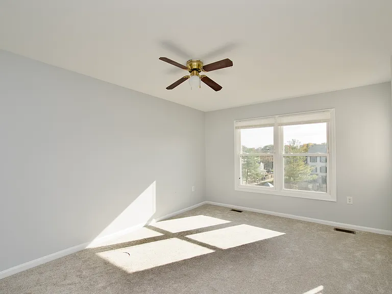 7517 Belle Grae Dr — Photo 17