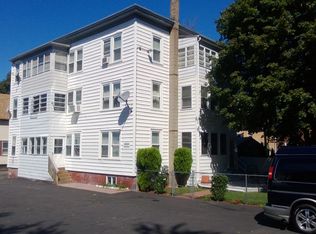 19-21 Leavitt Pl, Lynn, MA 01902