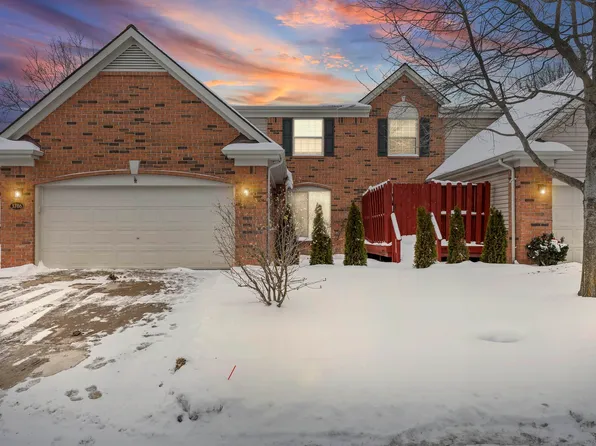 3786 Knightbridge Cir, Sterling Heights, MI 48314