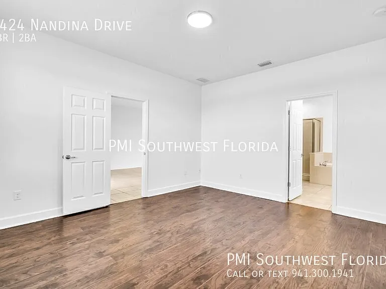 8424 Nandina Dr — Photo 22