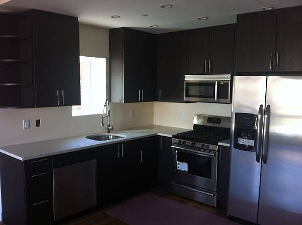 2nd image of 2070 E 13th St