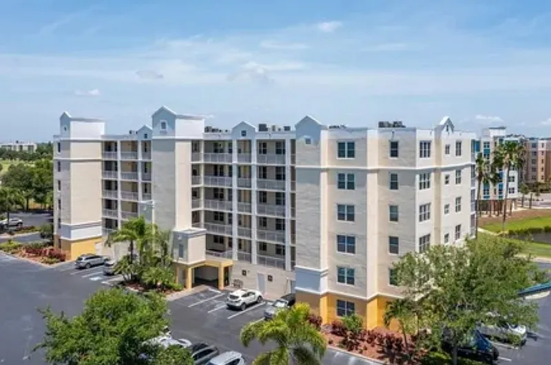 2 bed, 2.0 bath, 1500 sqft, $1,695 — Photo 3