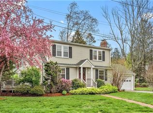 5 Gleason Rd, Lexington, MA 02420