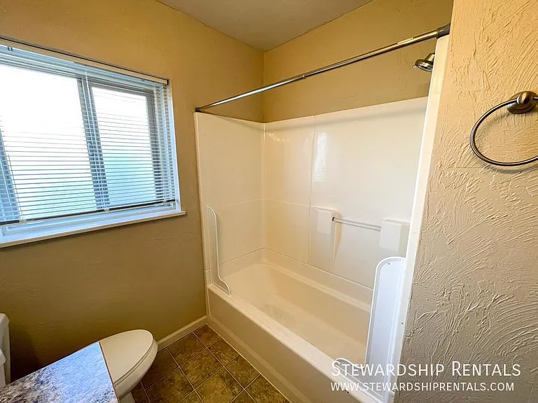 350 E 18th Ave #4 — Photo 13