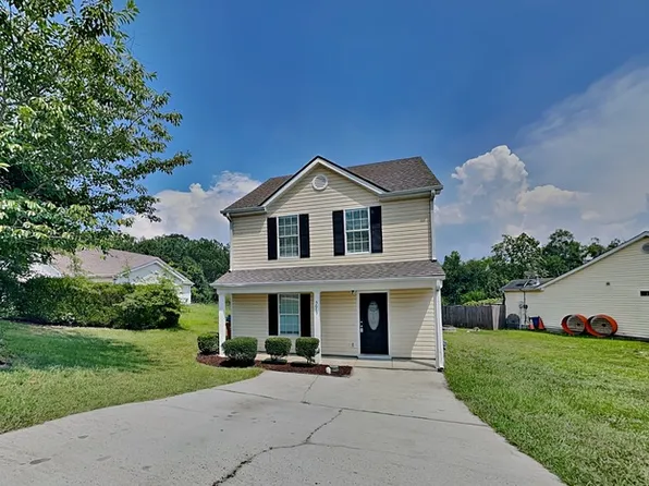 5679 Eagles Feather Ln, Riverdale, GA 30274