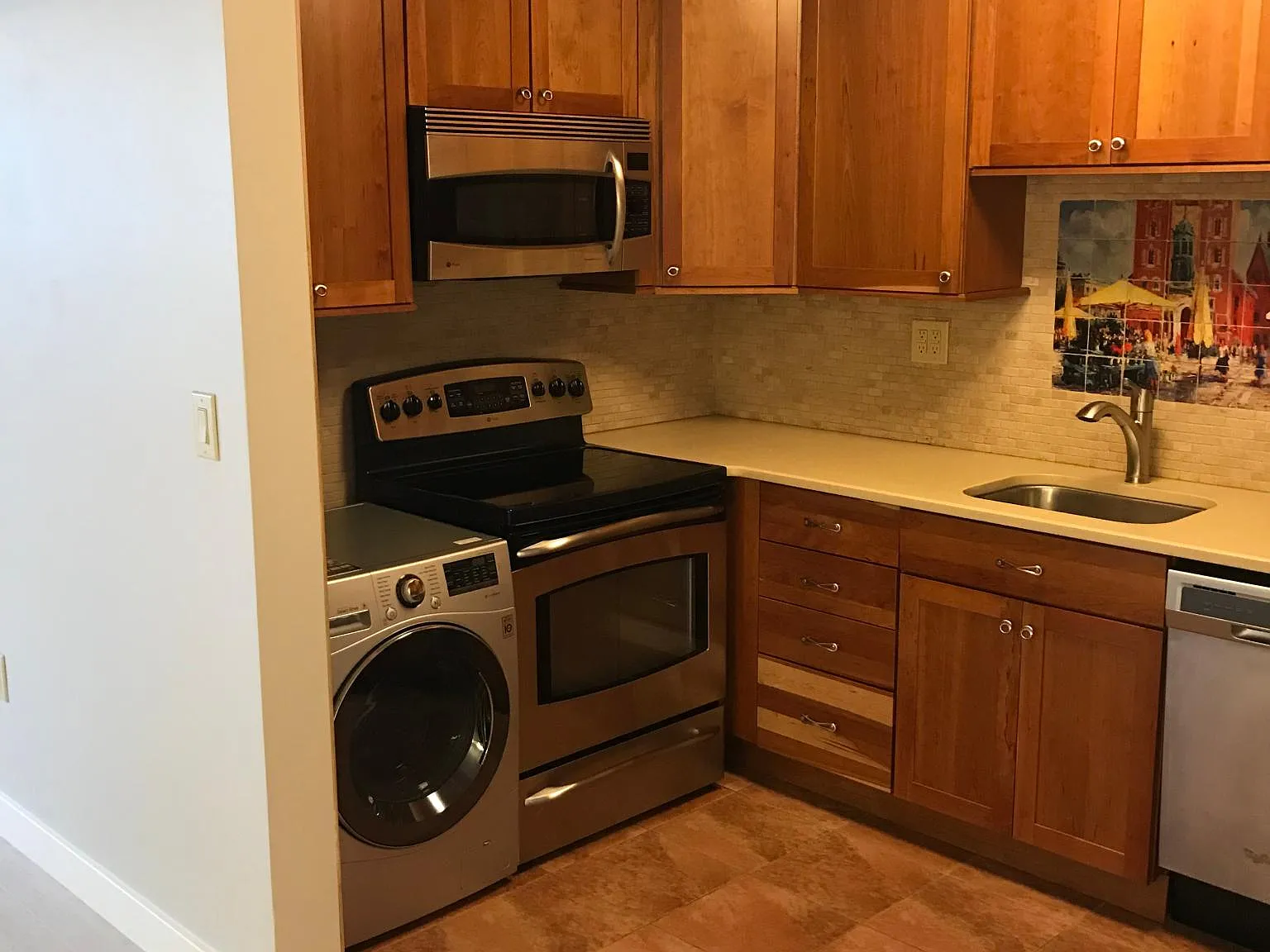 2 bed, 1080 sqft, $2,250 — Photo 3