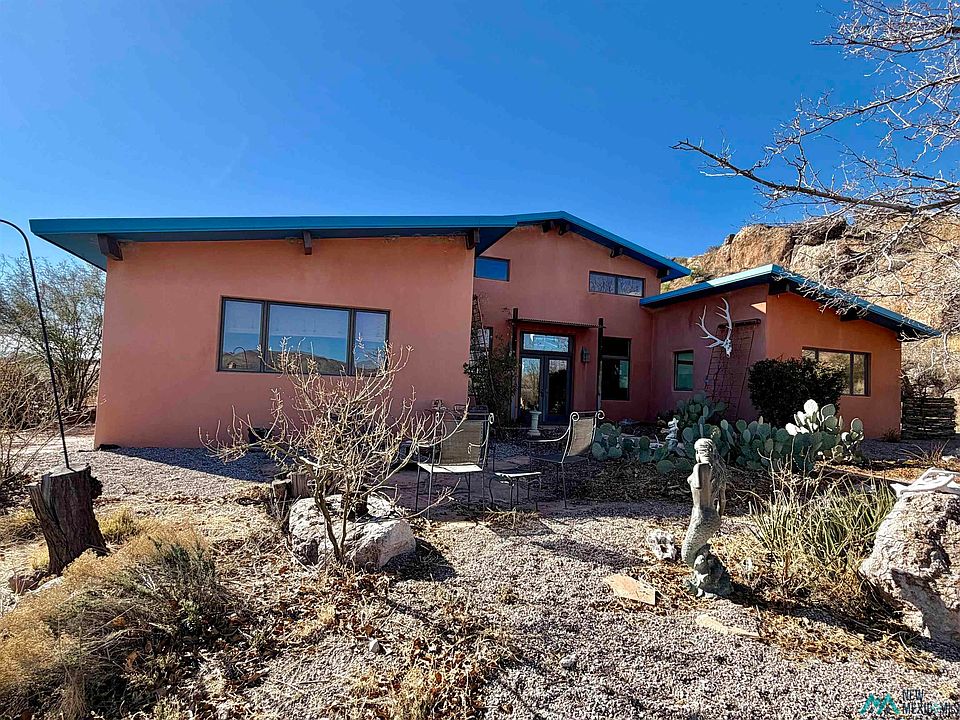 1st image of 143 Heritage Rd