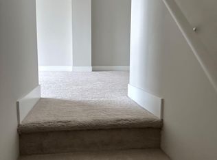 444 N Rochester Rd #214, Clawson, MI 48017