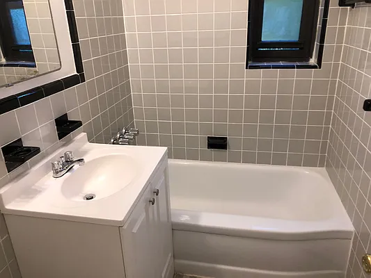 Rented by null | media 16