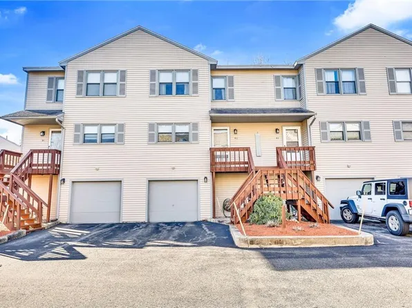 1603 Plainfield Pike APT D2, Johnston, RI 02919