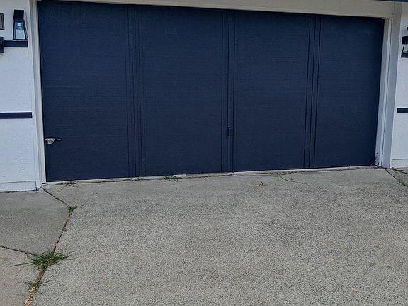 4th image of 1214 Balsam Way