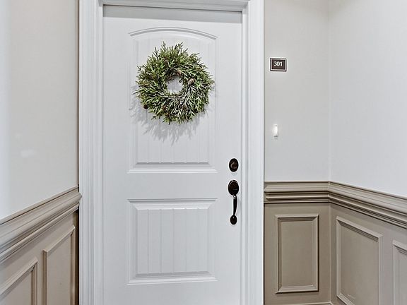 3rd image of 2089 Branford Pl #301