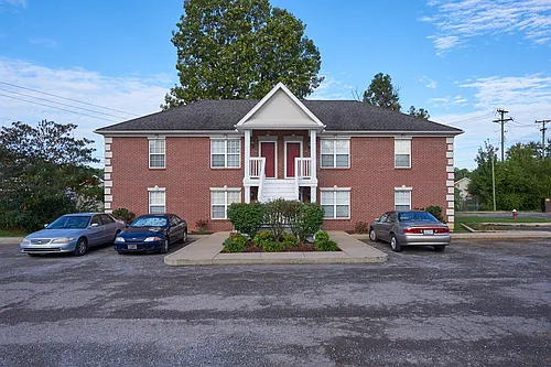 108 Brooklyn Dr Photo 1